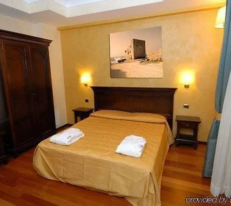 Hotell Teocrito Syrakusa