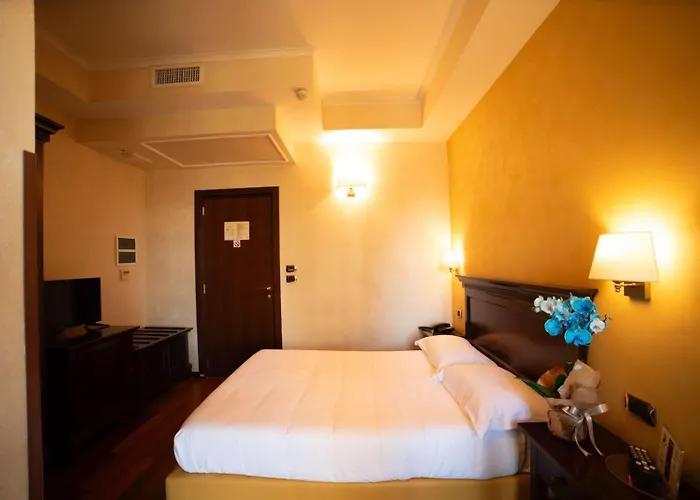 泰欧克里托酒店 3*