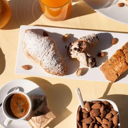 Szálloda Teocrito 3*